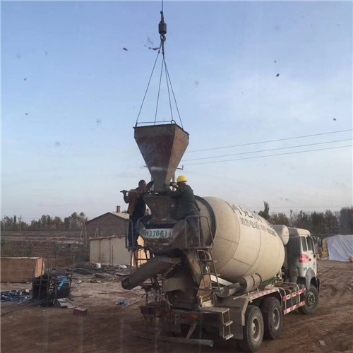 丰台区“精准瞄准”—— 吊车的 “定位导航” 技术